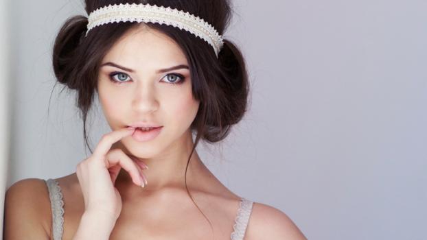 Perché affidarsi sempre ai prodotti cosmetici spendendo molti soldi, quando potresti preparare da sola le tue creme, in tutta la comodità di casa?