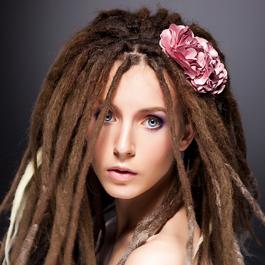 Capelli style: dreadlock look