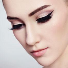 L'eyeliner è uno dei prodotti di make up più amati delle donne